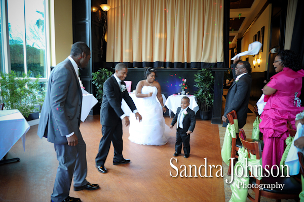 Best 310 Lakeside wedding photographer - Sandra Johnson (SJFoto.com)